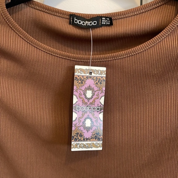 Boohoo Brown Ribbed Cropped Top - Picture 5 of 6